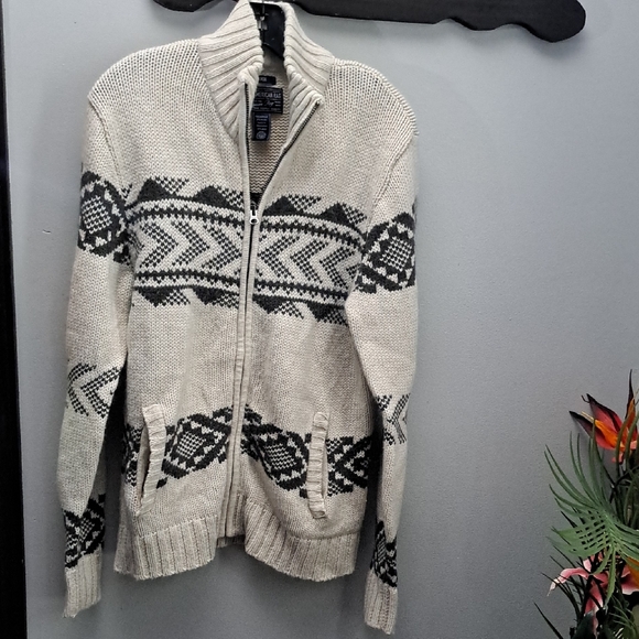American Rag Sweaters - American Rag Zip-Up Sweater Acrylic Wool Blend Cream and Gray Size Large